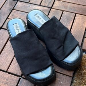 Steve Madden Black Platform Sandals
